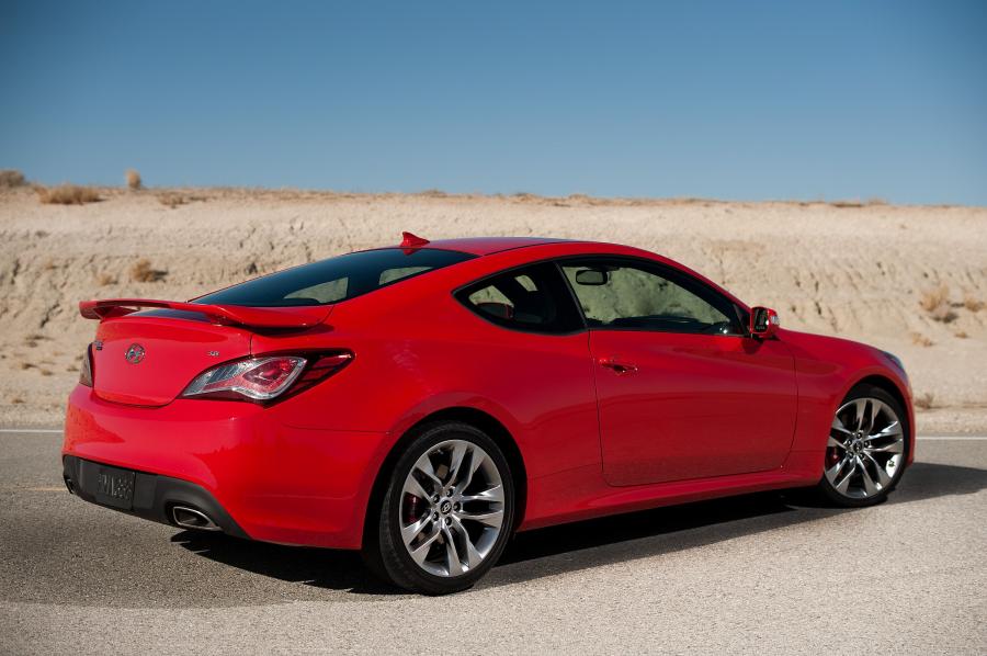  Hyundai Genesis Coupe 2013 года  (фото 46 из 76)